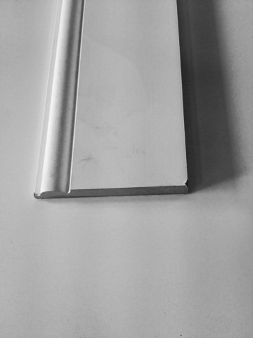 4.4mtr 18mm x 119mm White Primed Torus MDF Skirting Board 